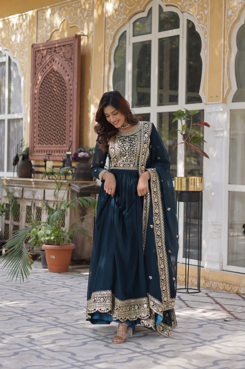 ELEGANT FAUX BLOOMING GOWN WITH ZARI & SEQUINS EMBROIDERY