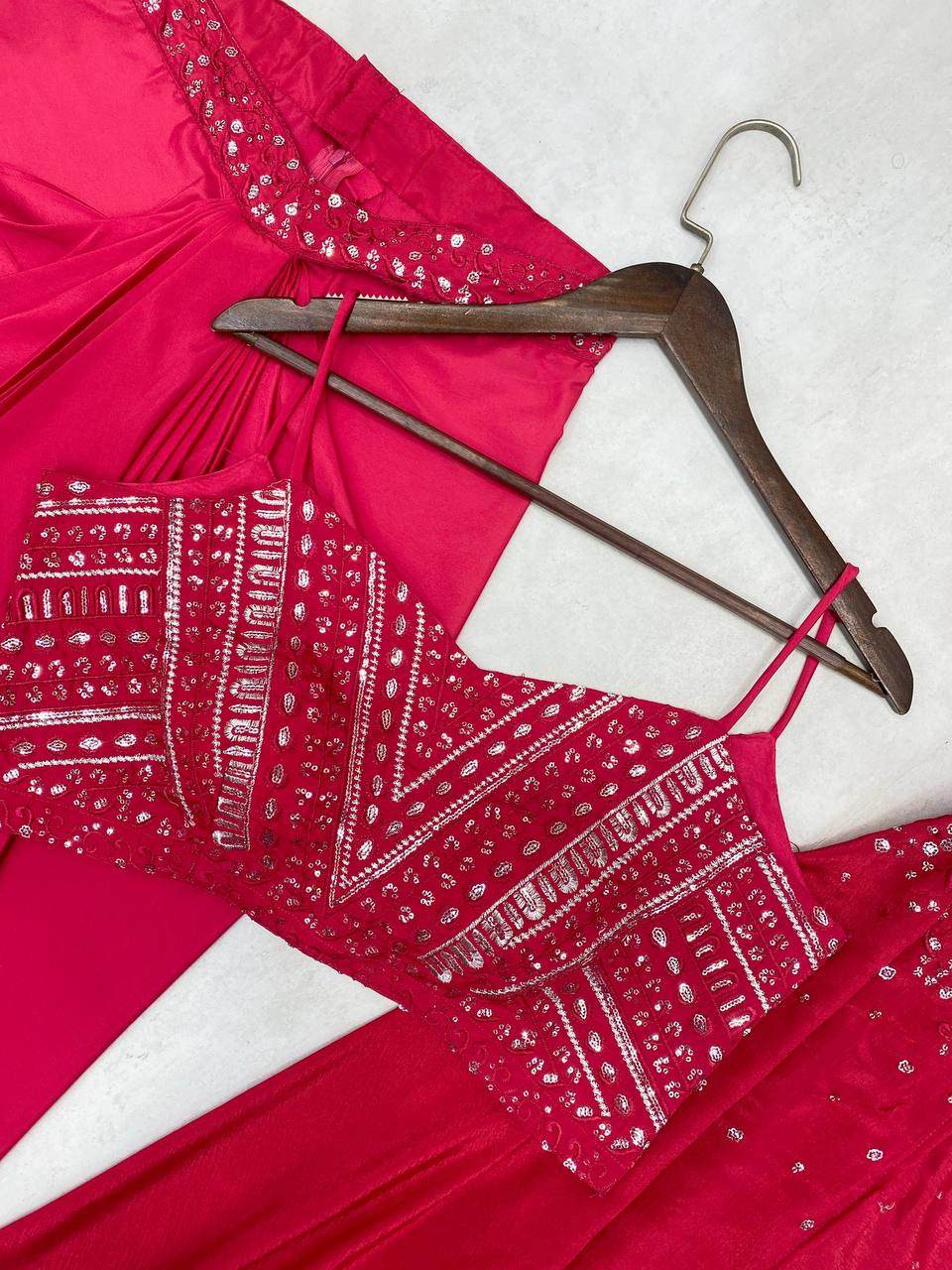 NEW THREE-PIECE DESIGNER WESTERN OUTFIT FOR A TRENDY WEDDING SEASON