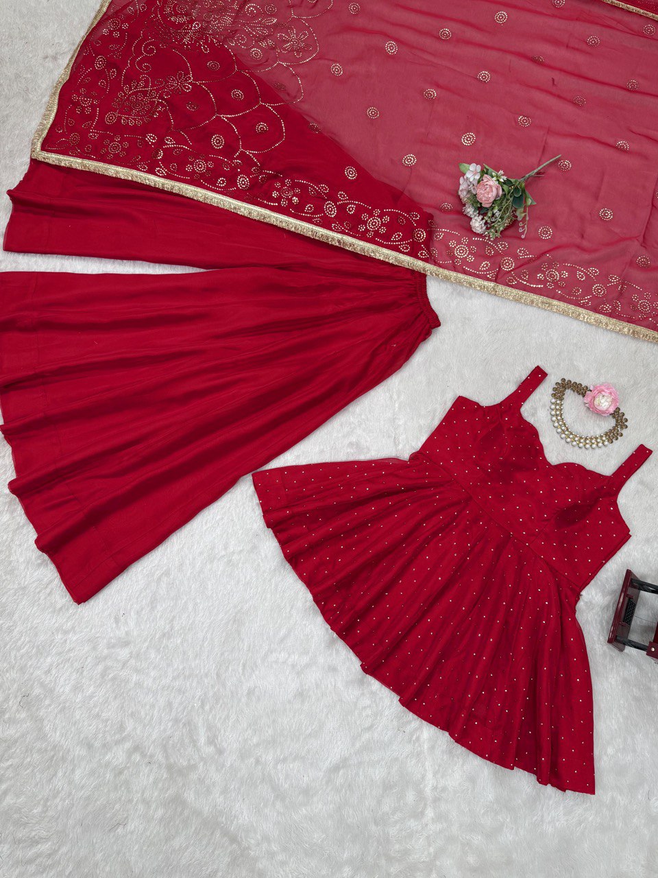 ELEGANT TABBY ORGANZA CO-ORD SET WITH MUKESH WORK & DUPATTA