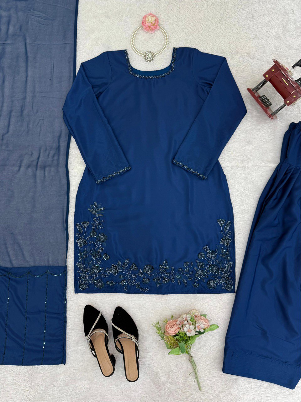 NEW DESIGNER FARSHI SUIT SET WITH DUPATTA
