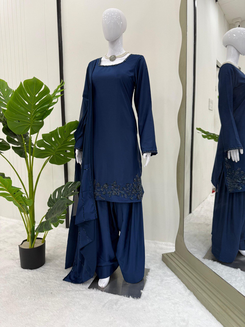 NEW DESIGNER FARSHI SUIT SET WITH DUPATTA
