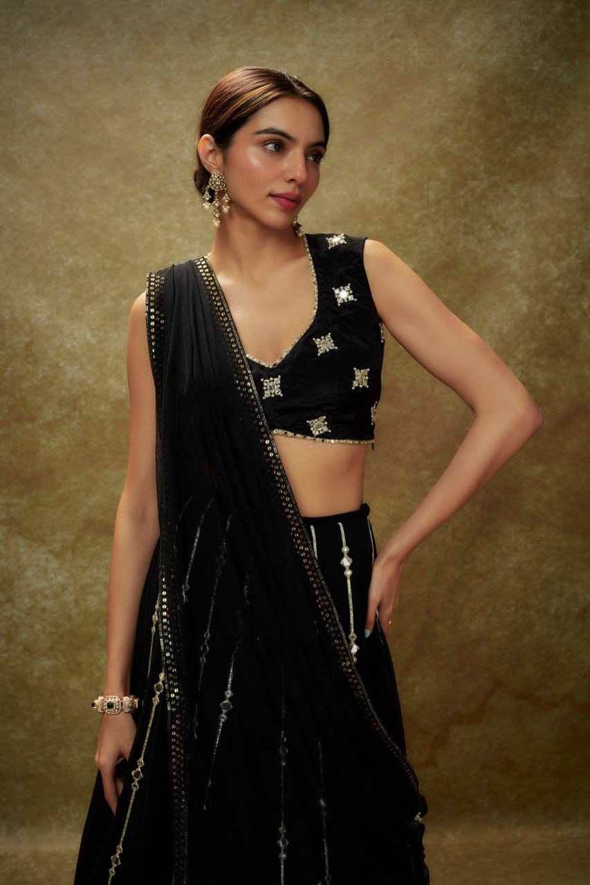 DESIGNER GEORGETTE LEHENGA CHOLI SET WITH SEQUINS, JARI & MIRROR EMBROIDERY WORK