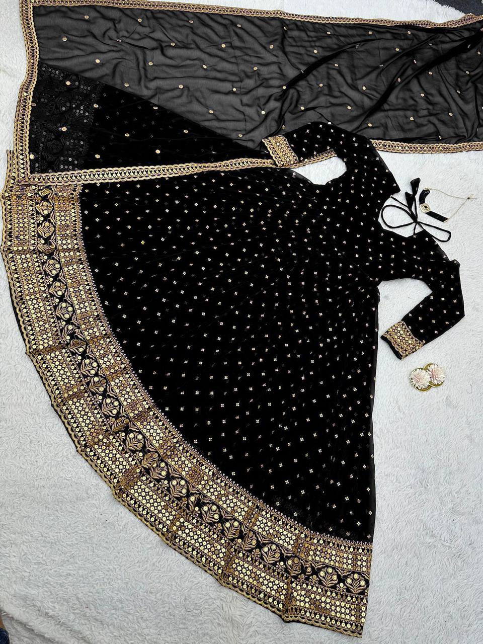 STYLISH FAUX GEORGETTE OUTFIT - PERFECT FOR EVERY OCCASION