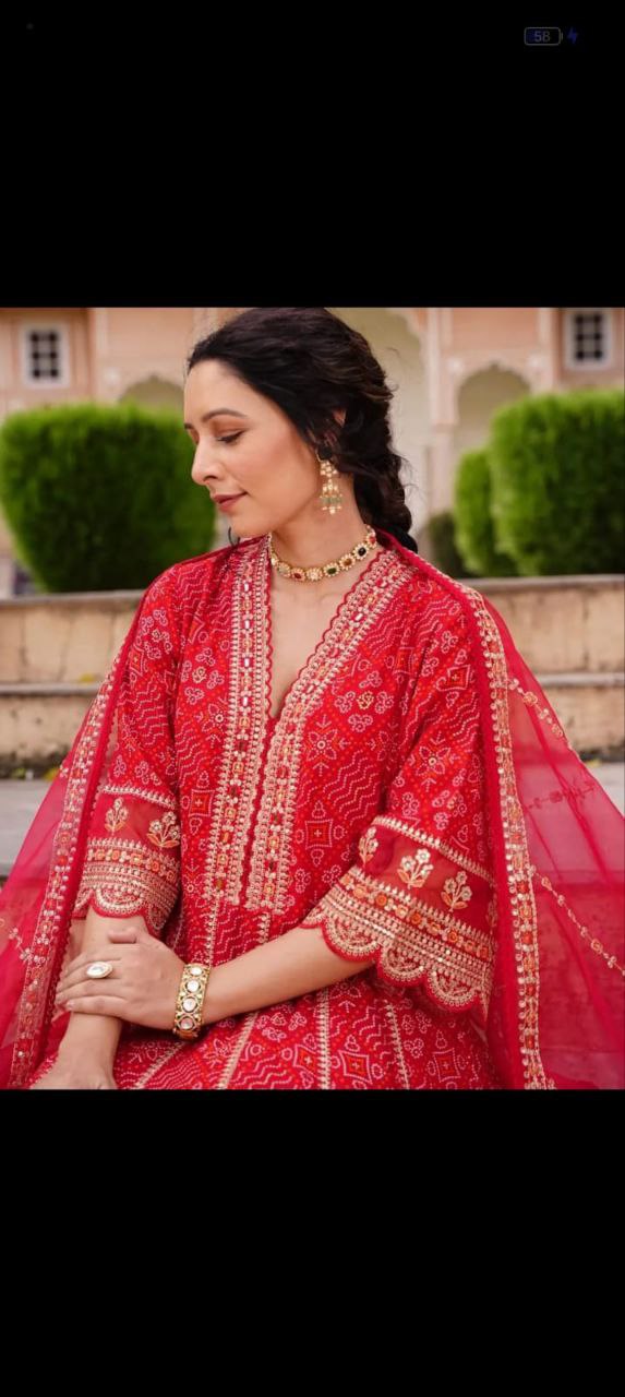 MEERA RED & MAROON VOLUPTUOUS ANARKALI SUIT SET