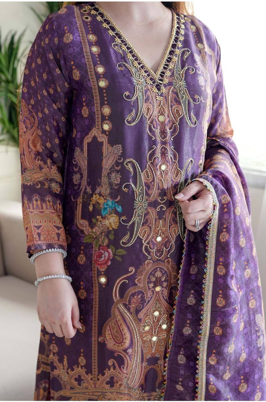 NEW ARRIVAL – 3-PIECE DESIGNER SUIT SET