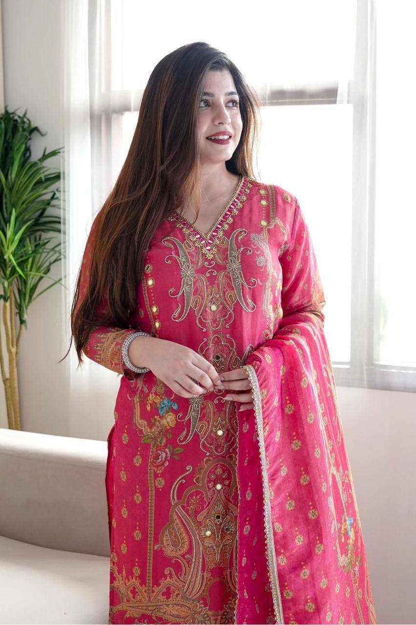 NEW ARRIVAL – 3-PIECE DESIGNER SUIT SET
