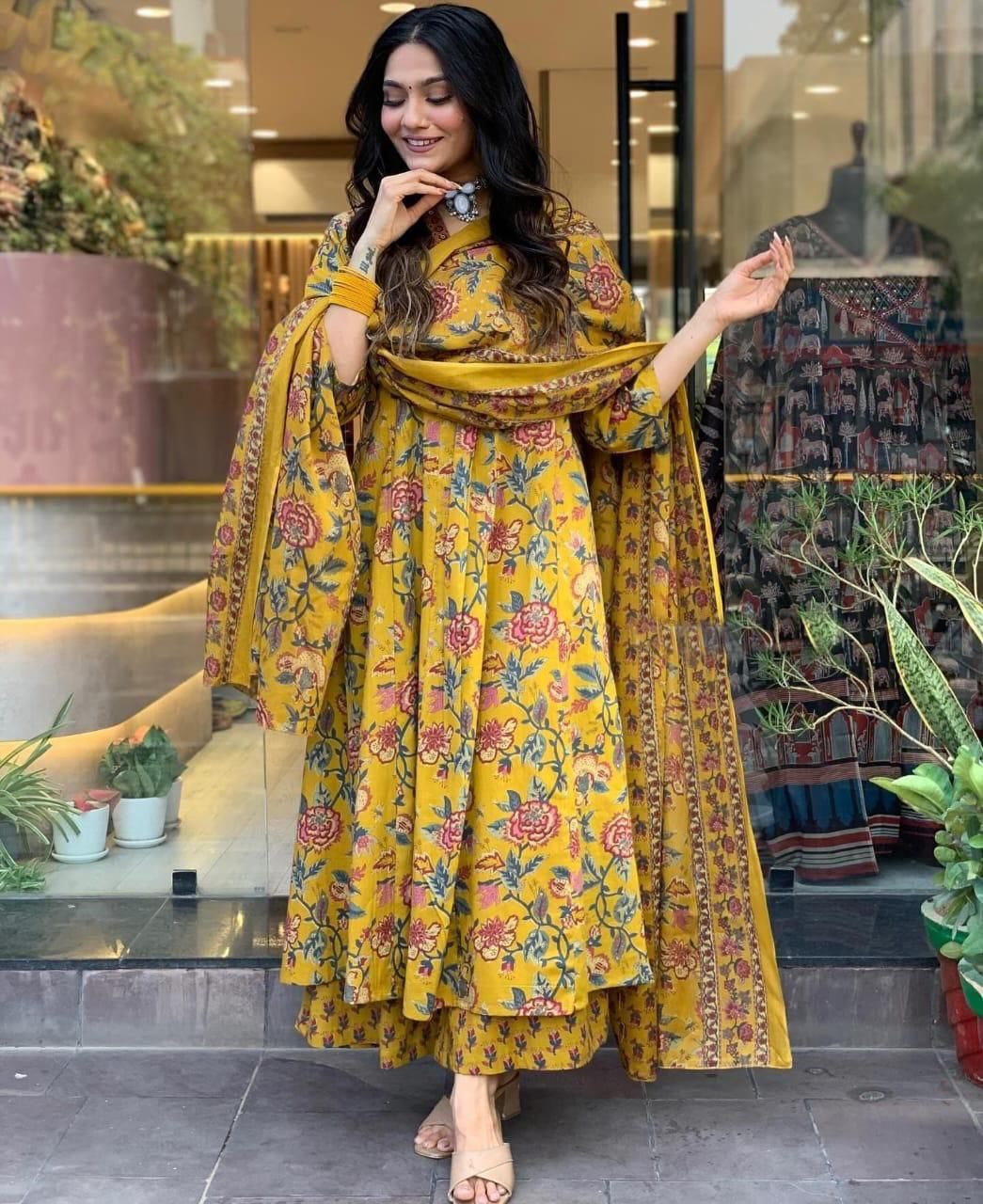 NEW LAUNCH – EXQUISITE 3-PIECE COTTON SUIT SET