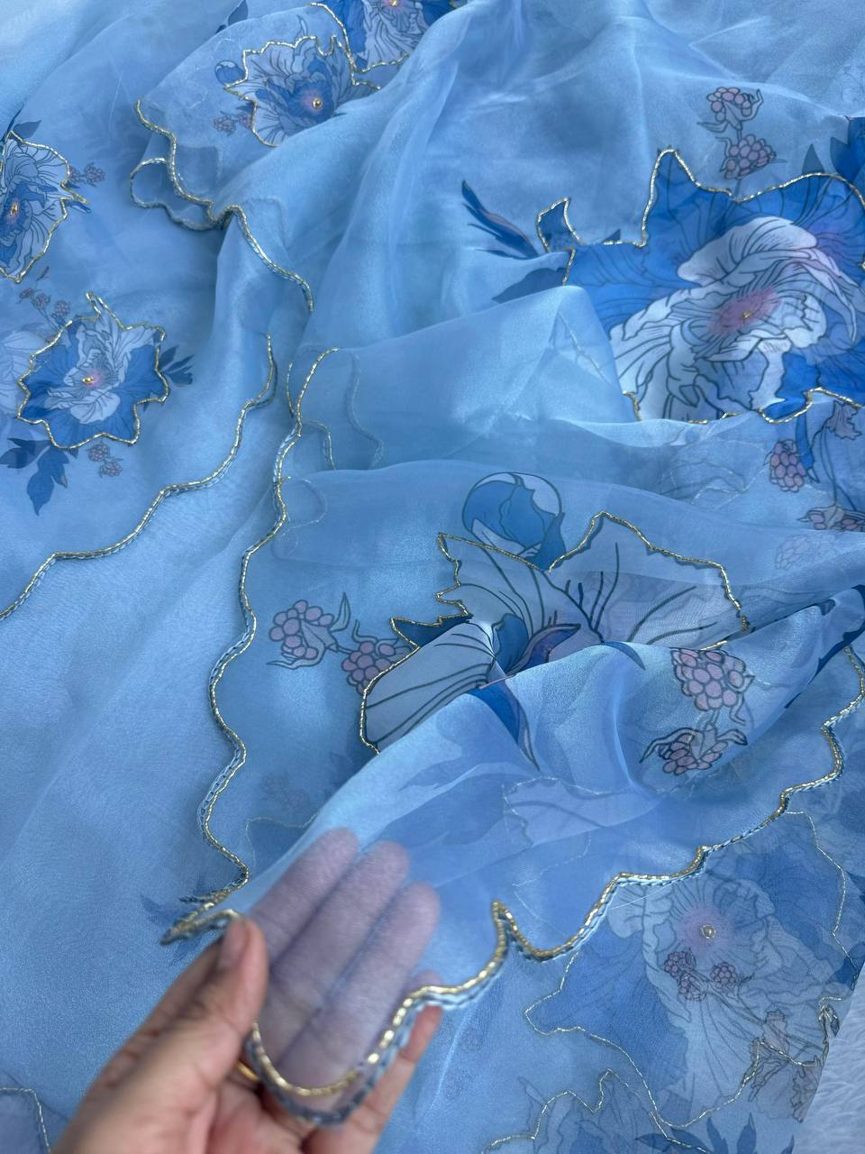 EXCLUSIVE LUXURY LAUNCH β PREMIUM HANDWORK ORGANZA SAREE