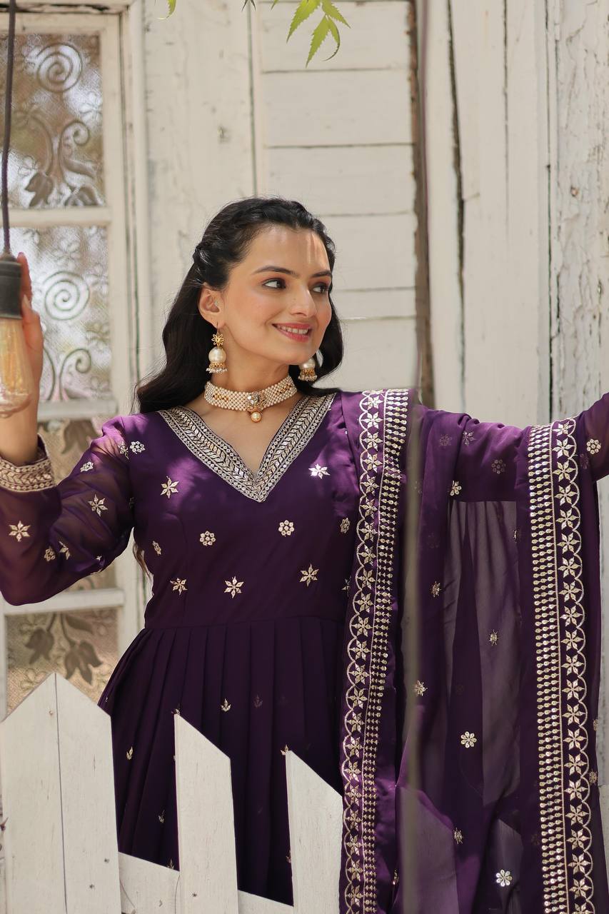 EXQUISITE DESIGNER ANARKALI SUIT