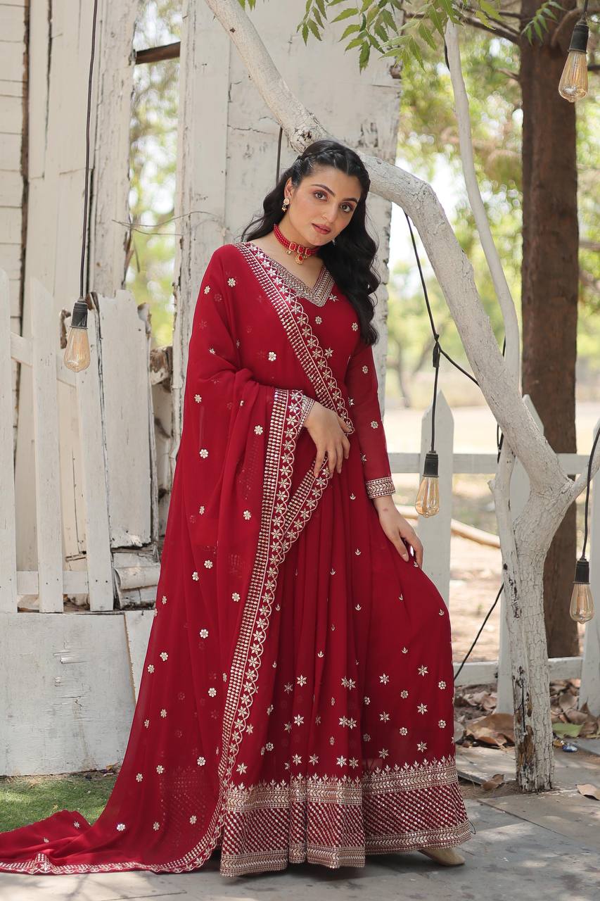 EXQUISITE DESIGNER ANARKALI SUIT
