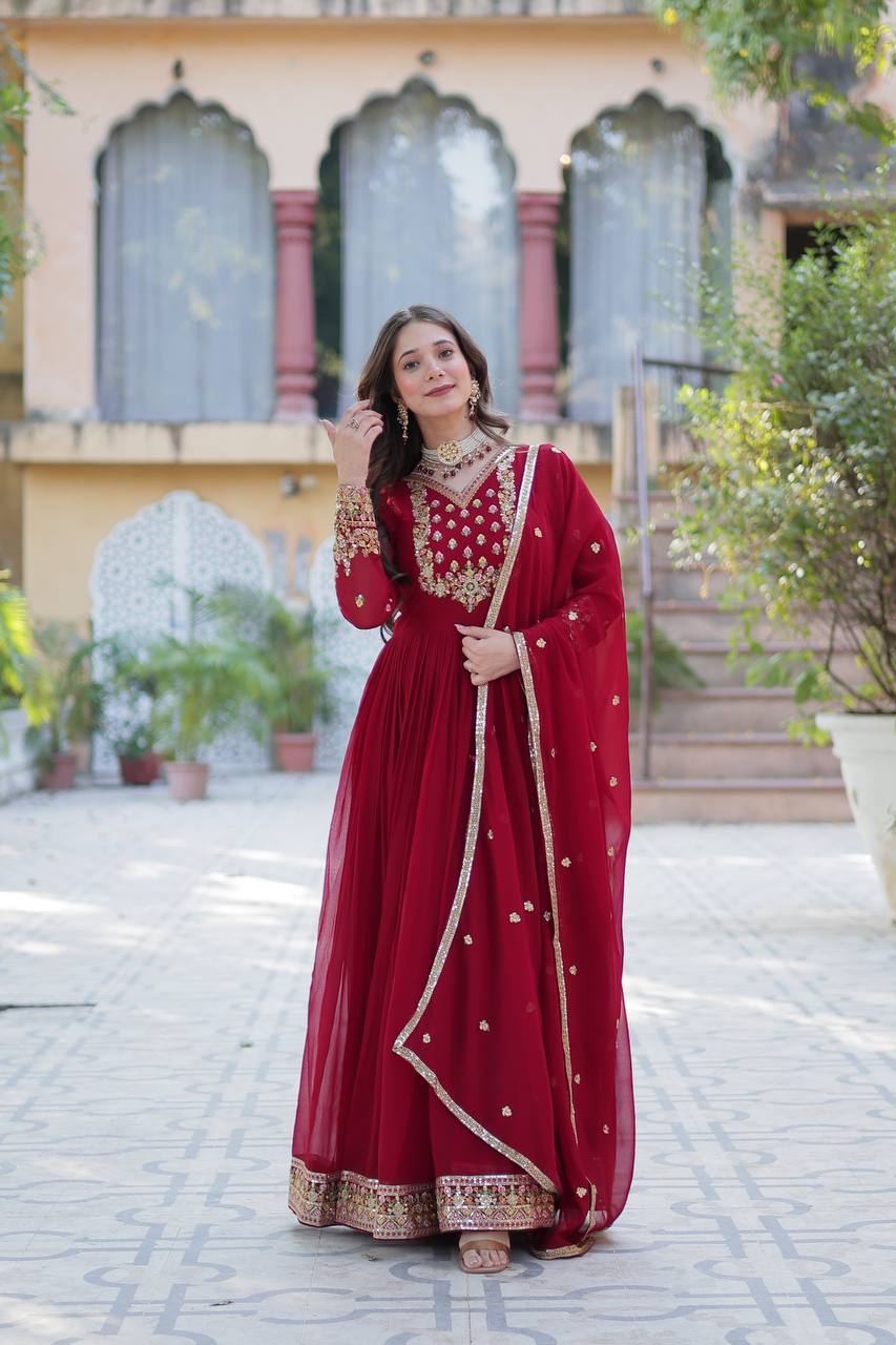 EXQUISITE FAUX BLOOMING GEORGETTE GOWN WITH DESIGNER DUPATTA