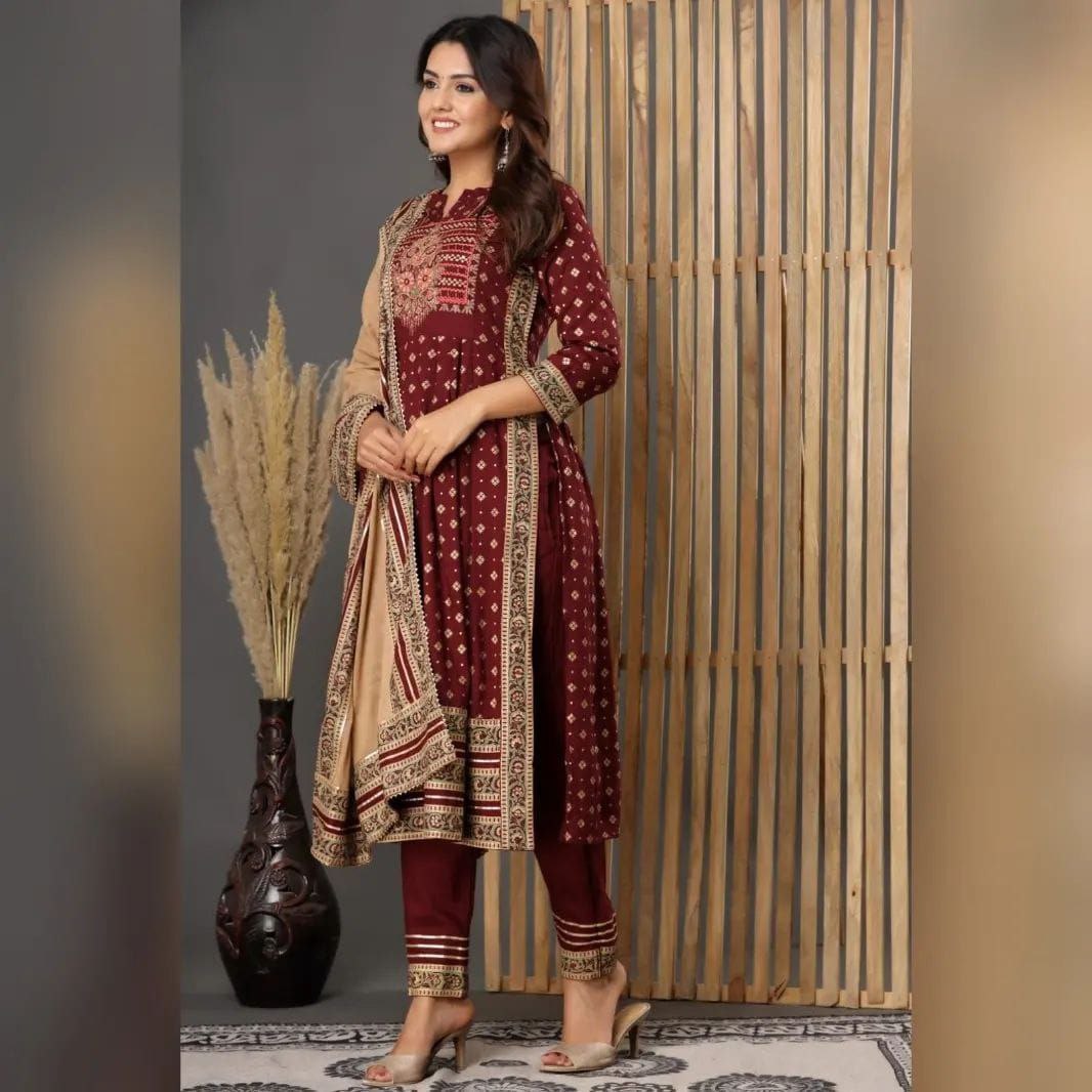 PRESENTING NEW ELEGANT RAYON KURTI PANT DUPATTA SET
