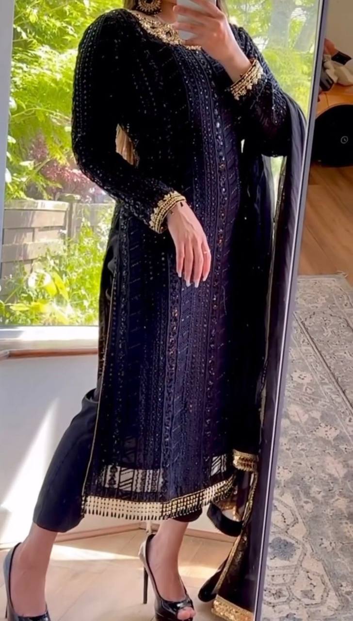ELEGANT FOUX GORGETTE TOP & PENT SET WITH DUPATTA