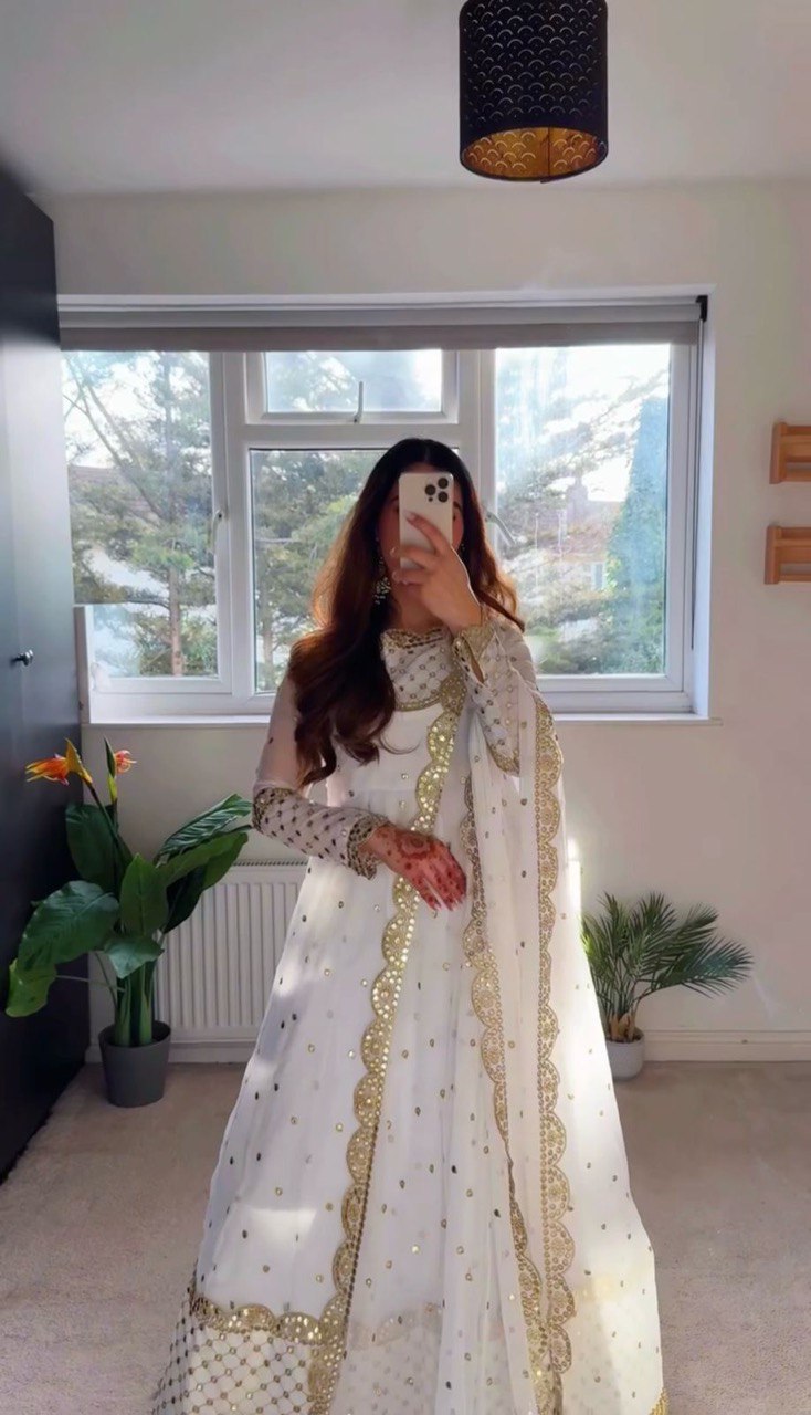 LUXURIOUS DESIGNER GOWN IN FAUX GEORGETTE WITH THREAD & 9MM SEQUENCE WORK