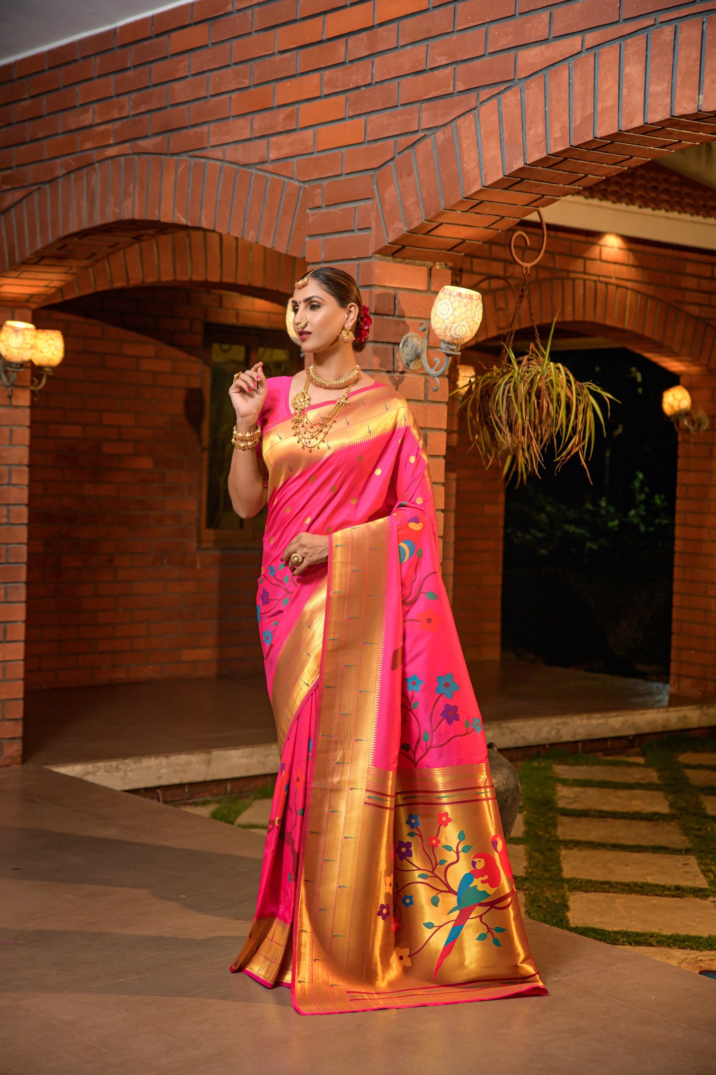 LUXURIOUS PAITHANI PURE SILK HANDLOOM SAREE WITH PURE GOLD ZARI