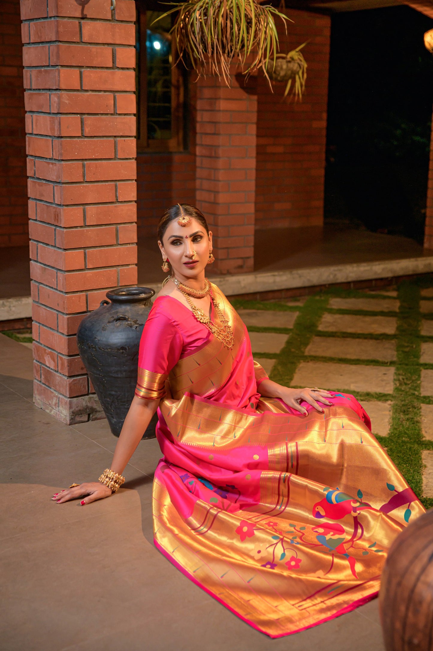 LUXURIOUS PAITHANI PURE SILK HANDLOOM SAREE WITH PURE GOLD ZARI