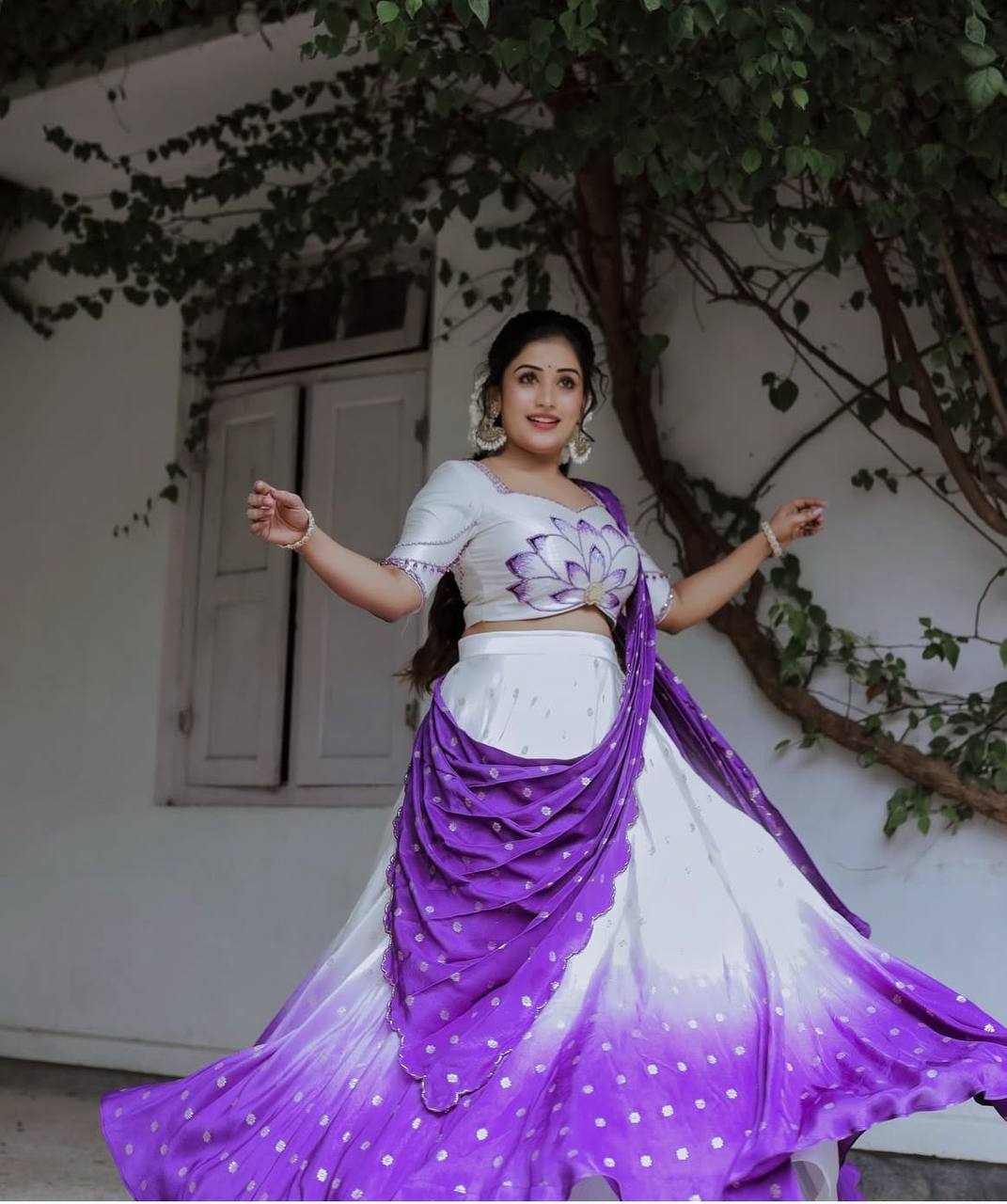 CHINON DIGITAL PRINT LEHENGA CHOLI SET WITH HANDWORK