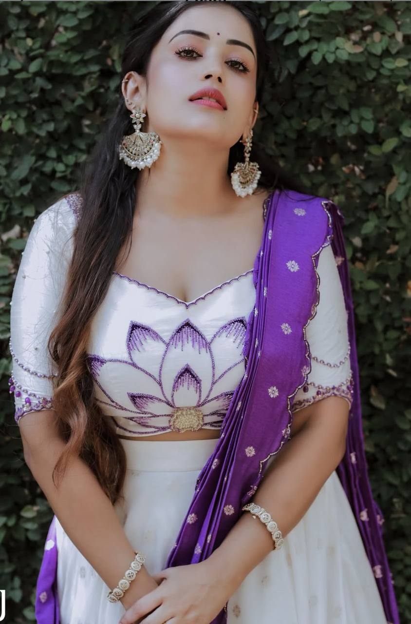 CHINON DIGITAL PRINT LEHENGA CHOLI SET WITH HANDWORK