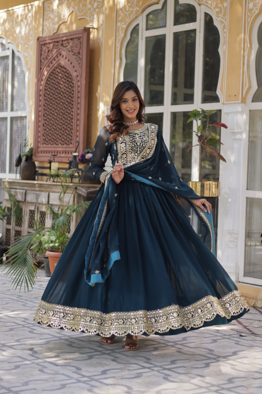 ELEGANT FAUX BLOOMING GOWN WITH ZARI & SEQUINS EMBROIDERY
