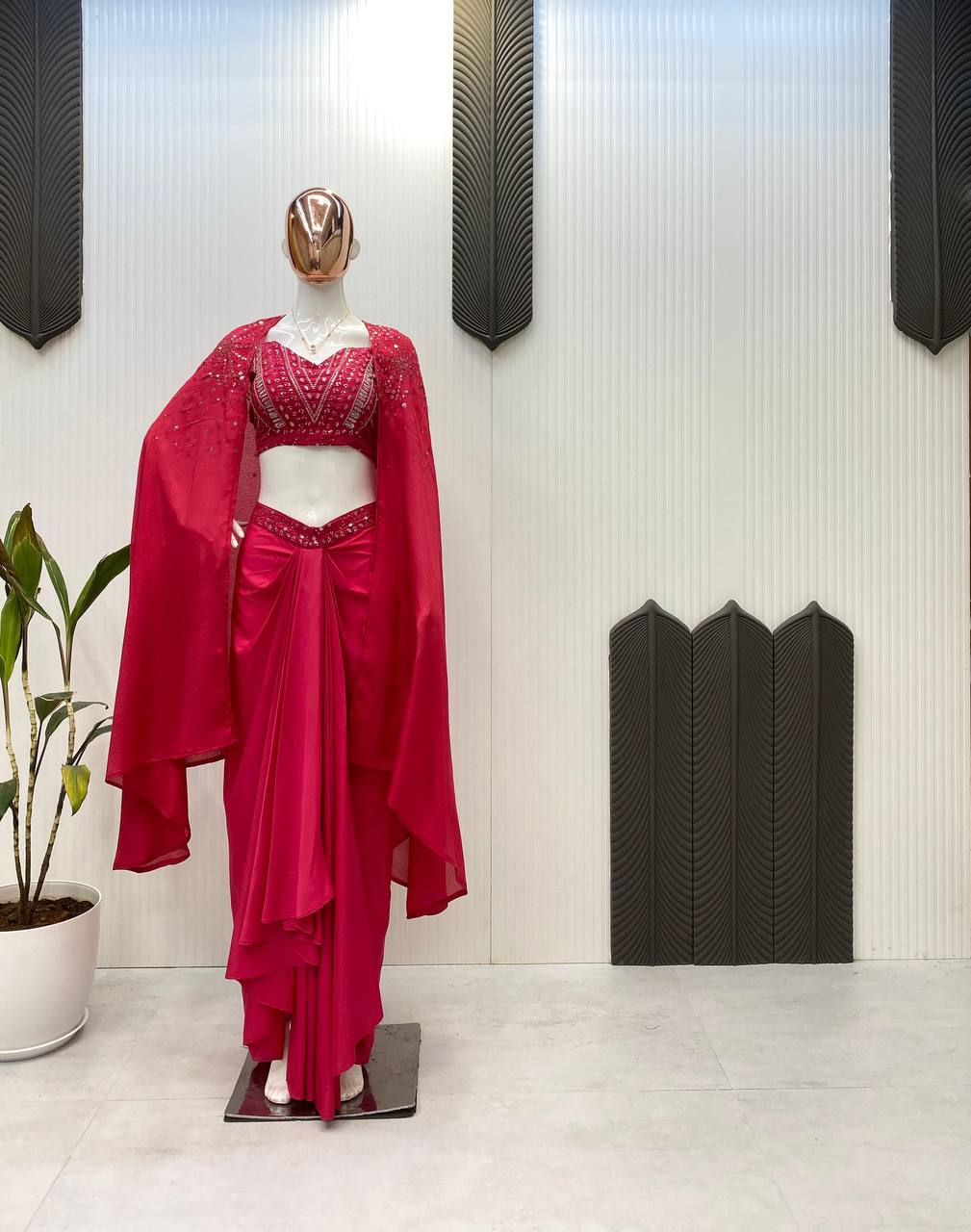 NEW THREE-PIECE DESIGNER WESTERN OUTFIT FOR A TRENDY WEDDING SEASON