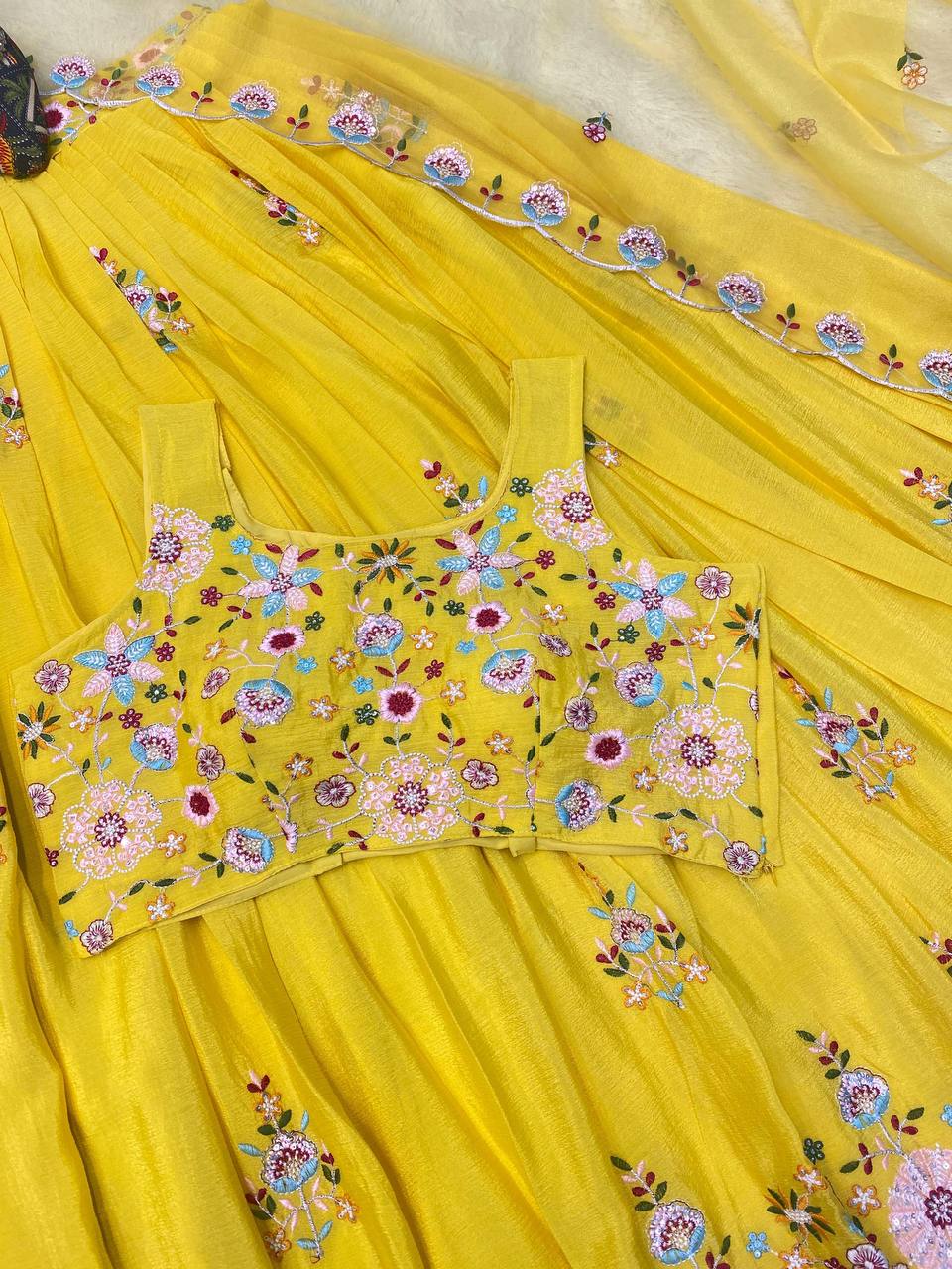 DESIGNER WESTERN STYLE CHINON CO-ORD SET WITH MULTI-THREAD SEQUINS BLAZER, TUBE CHOLI, HEAVY FLAIR SHARARA & DUPATTA