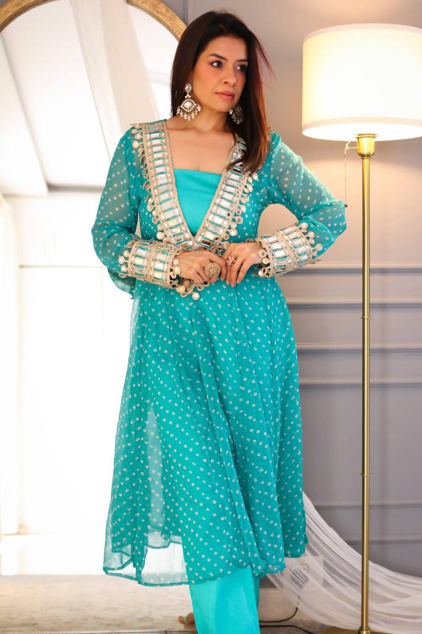 NEW TRENDY THREE-PIECE READY-TO-WEAR KURTA PANT SET WITH TUBE BLOUSE