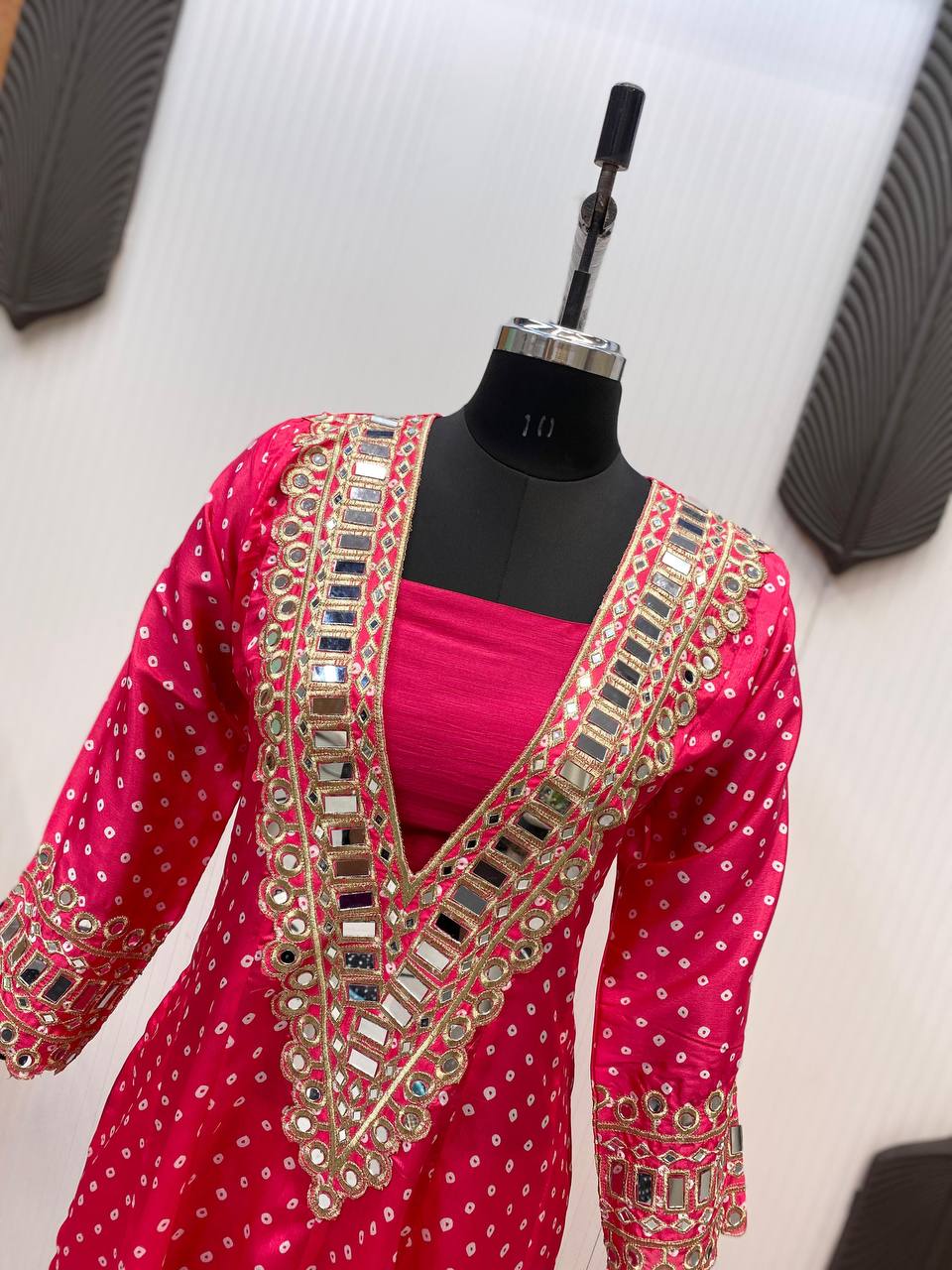 NEW TRENDY THREE-PIECE READY-TO-WEAR KURTA PANT SET WITH TUBE BLOUSE