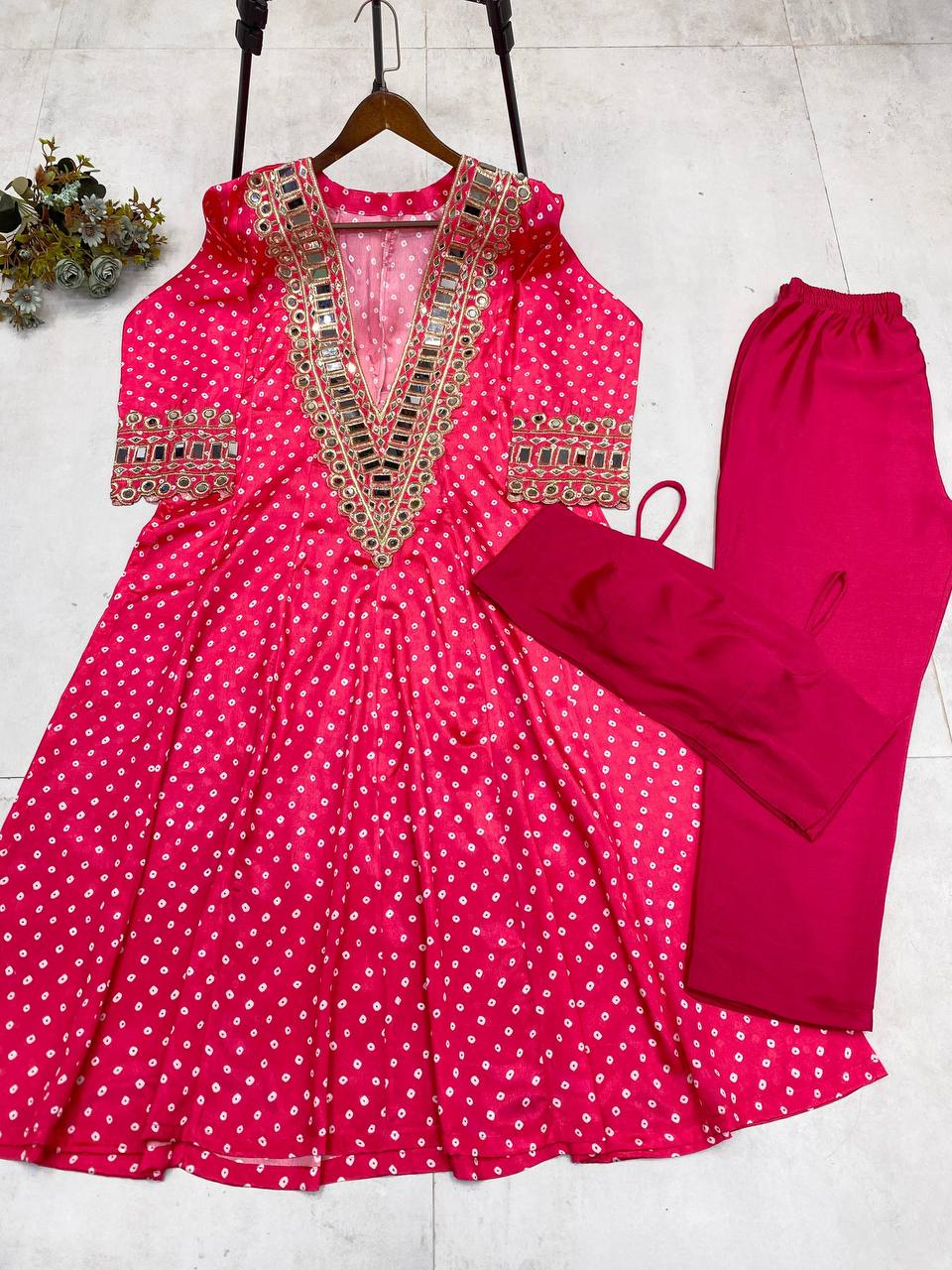 NEW TRENDY THREE-PIECE READY-TO-WEAR KURTA PANT SET WITH TUBE BLOUSE
