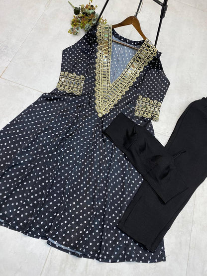 NEW TRENDY THREE-PIECE READY-TO-WEAR KURTA PANT SET WITH TUBE BLOUSE