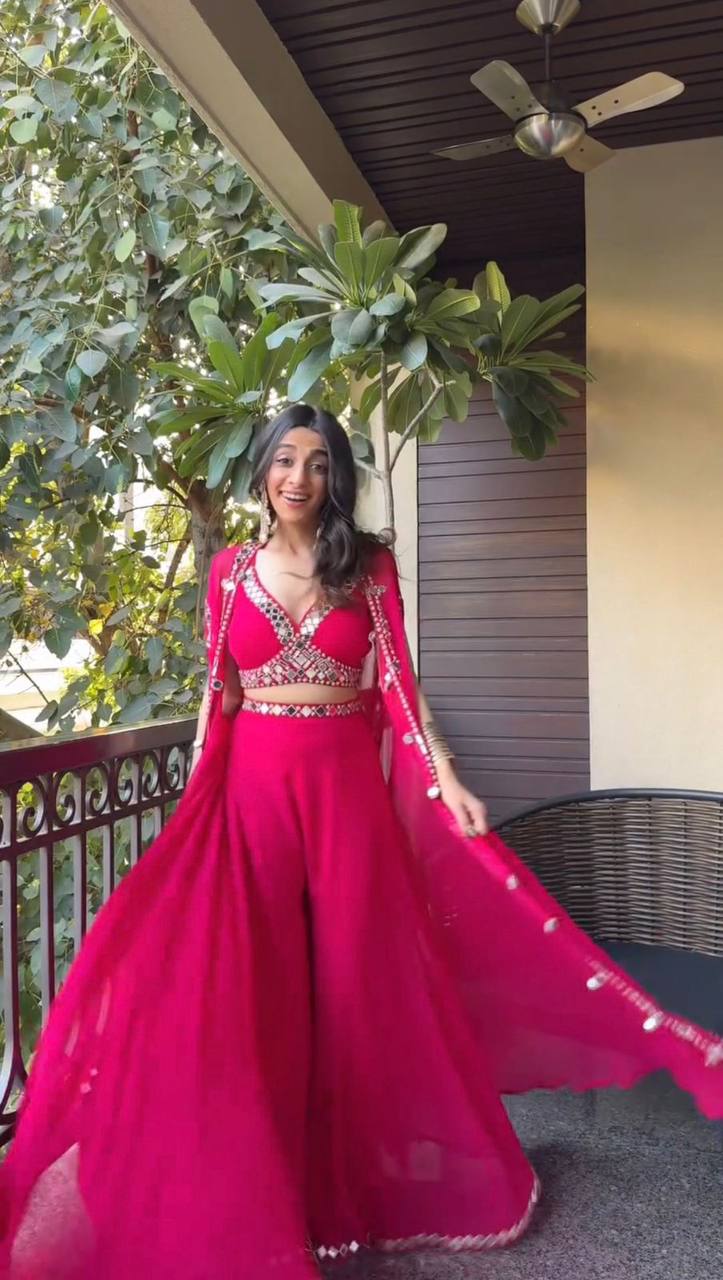 NEW THREE-PIECE WESTERN OUTFIT FOR TRENDY WEDDING SEASON