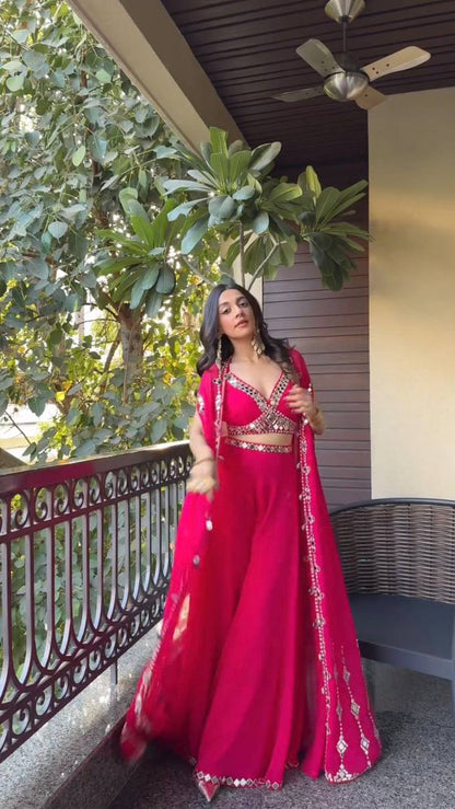 NEW THREE-PIECE WESTERN OUTFIT FOR TRENDY WEDDING SEASON