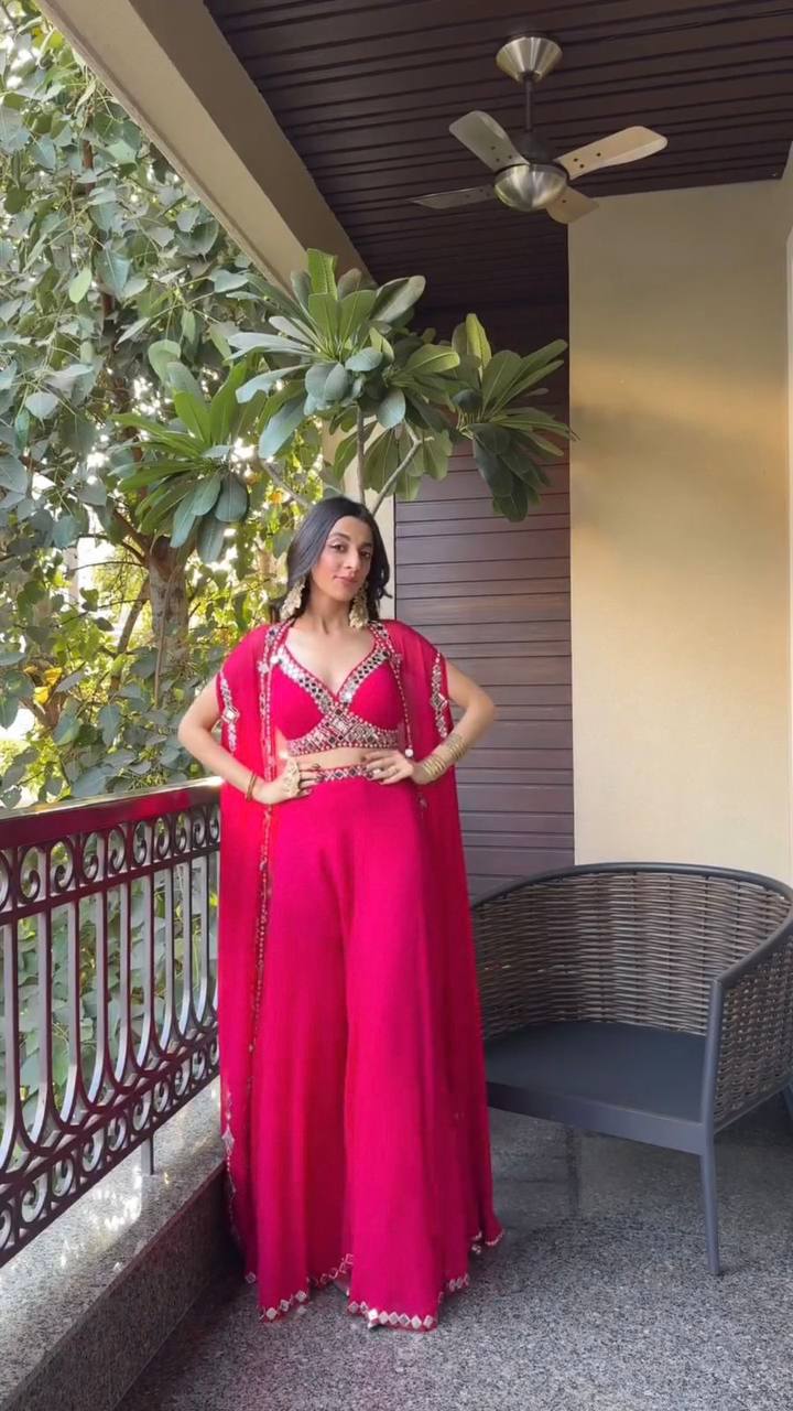 NEW THREE-PIECE WESTERN OUTFIT FOR TRENDY WEDDING SEASON