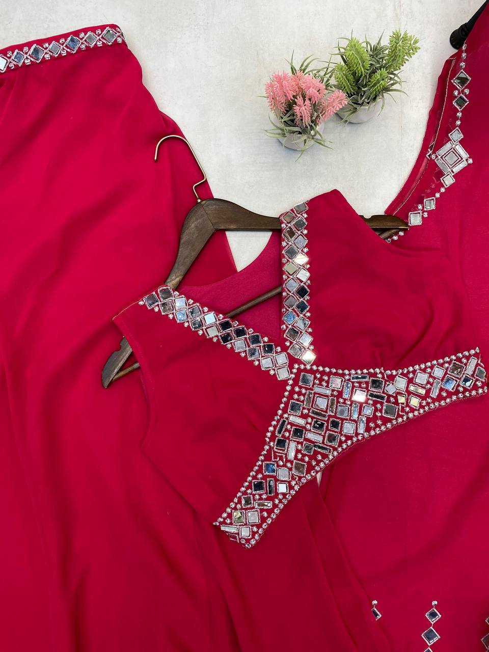 NEW THREE-PIECE WESTERN OUTFIT FOR TRENDY WEDDING SEASON