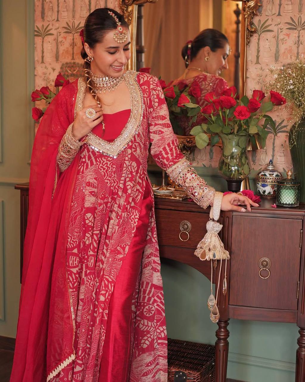 NEW TRENDY FOUR-PIECE INDO-WESTERN SET – TOP, BOTTOM, BLOUSE & DUPATTA