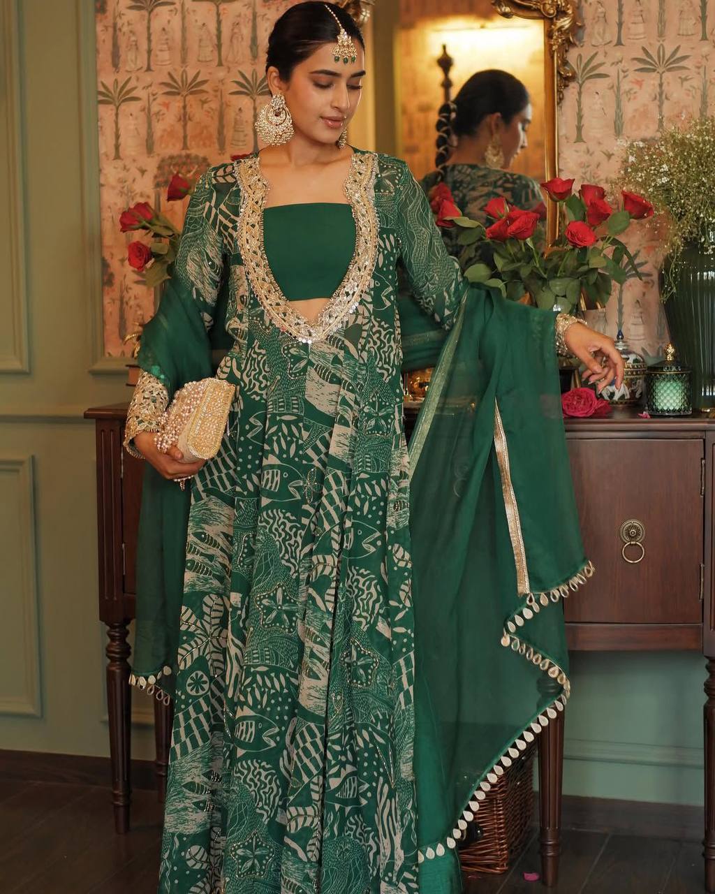NEW TRENDY FOUR-PIECE INDO-WESTERN SET – TOP, BOTTOM, BLOUSE & DUPATTA