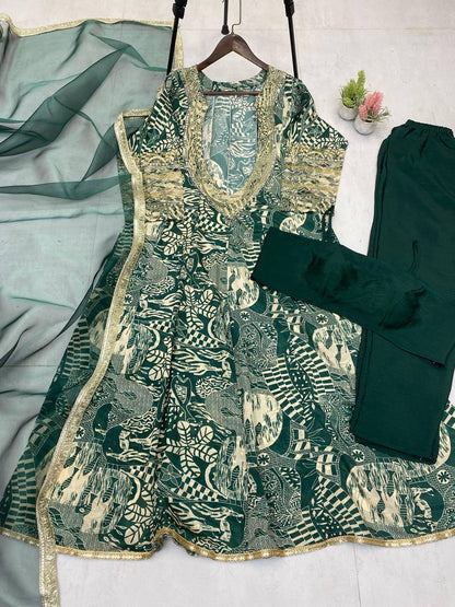 NEW TRENDY FOUR-PIECE INDO-WESTERN SET – TOP, BOTTOM, BLOUSE & DUPATTA