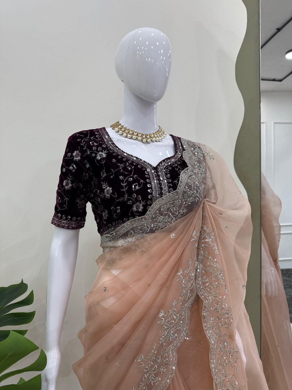 ELEGANT DESIGNER SAREE IN HEAVY ORGANZA SILK WITH VELVET BLOUSE