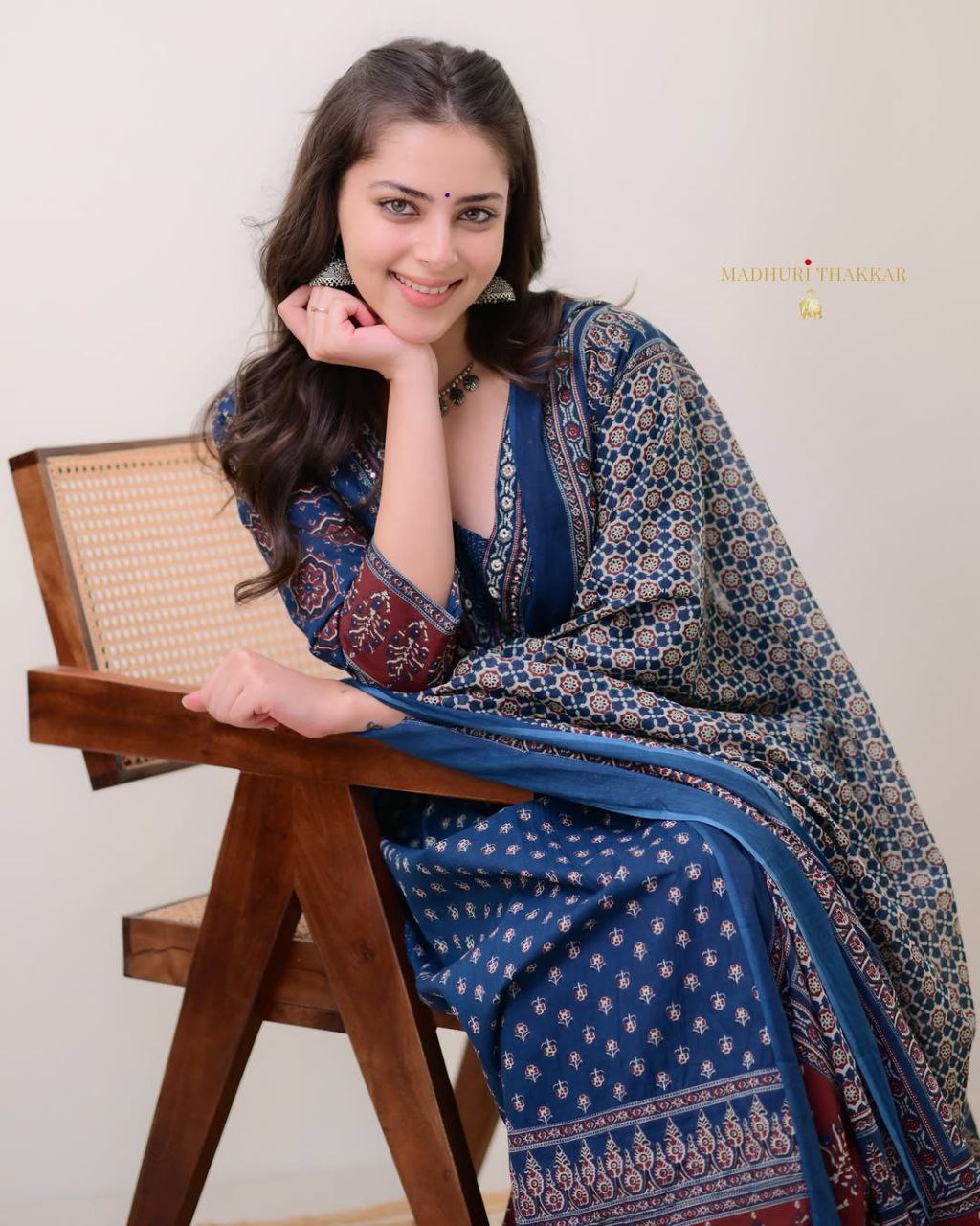 PREMIUM MAL COTTON KURTI PLAZO DUPATTA SET WITH HANDWORK NECK DETAILING