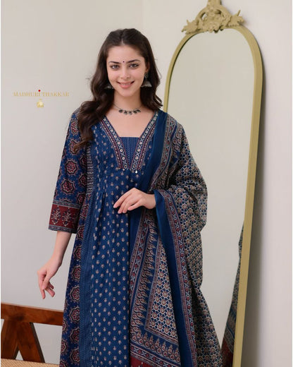 PREMIUM MAL COTTON KURTI PLAZO DUPATTA SET WITH HANDWORK NECK DETAILING
