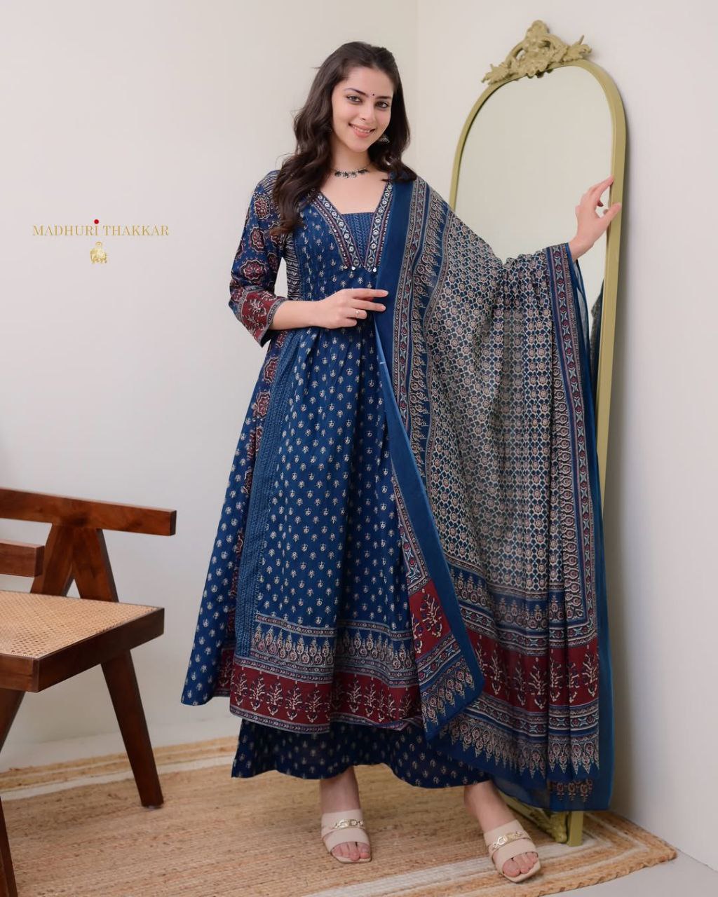 PREMIUM MAL COTTON KURTI PLAZO DUPATTA SET WITH HANDWORK NECK DETAILING