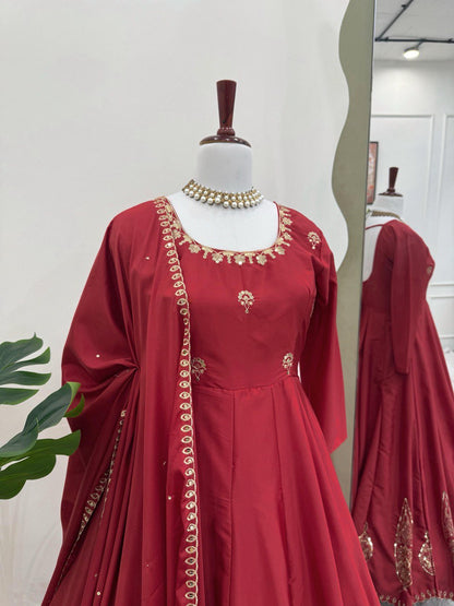 GRACEFUL DESIGNER ANARKALI SET IN NATURAL CREPE WITH THREAD & SEQUIN WORK