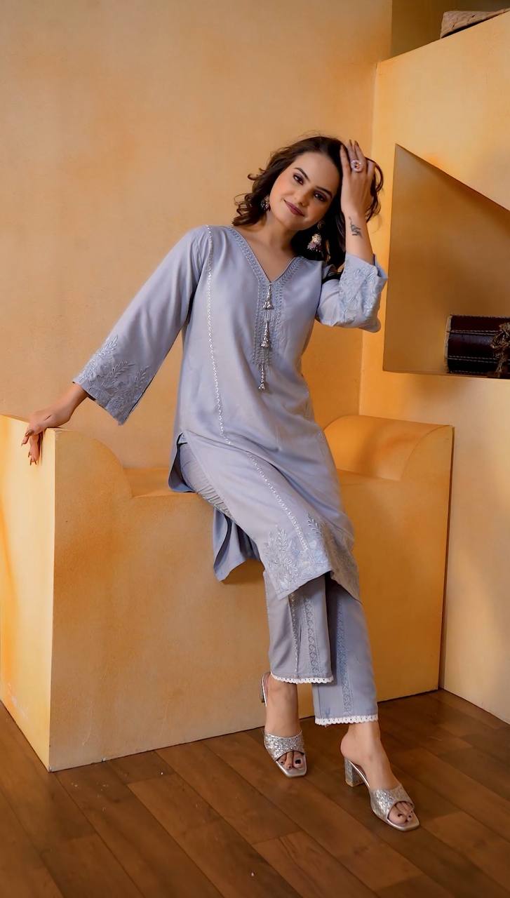TRENDING EMBROIDERED CO-ORD SET – PERFECT FOR RUNNING WEAR & CASUAL CHIC LOOKS