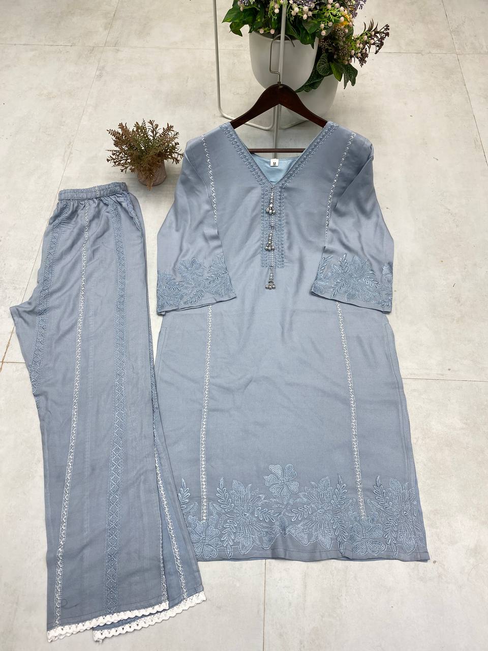 TRENDING EMBROIDERED CO-ORD SET – PERFECT FOR RUNNING WEAR & CASUAL CHIC LOOKS