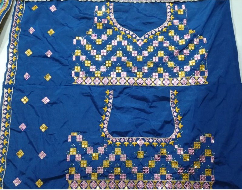 ELEGANT CHINON LEHENGA CHOLI SET WITH INTRICATE SEQUINS & JARI EMBROIDERY