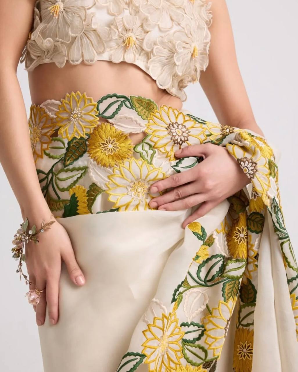 ELEGANT MULTI EMBROIDERED KHADI ORGANZA SAREE