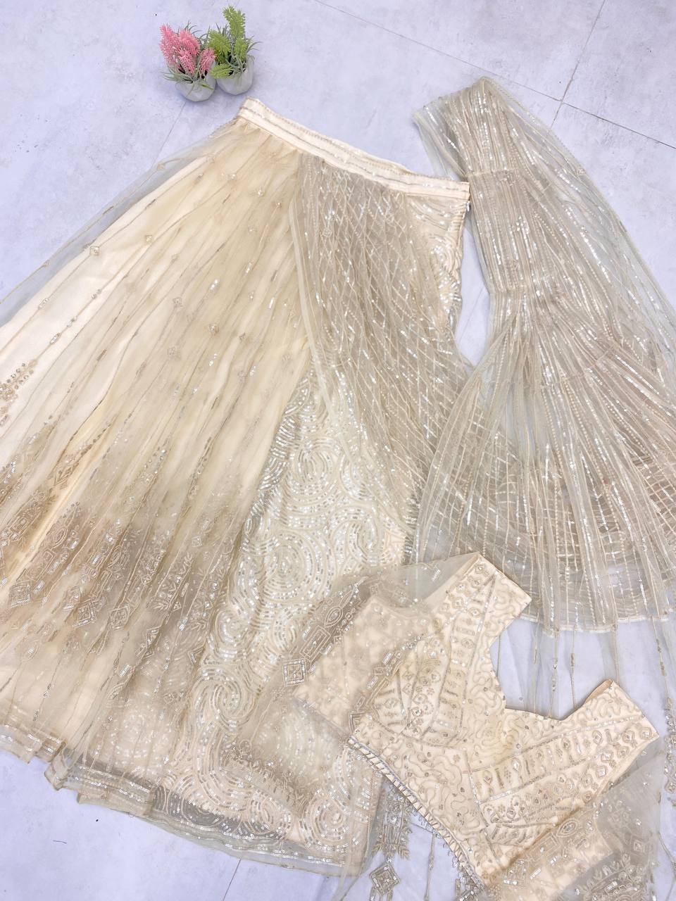 NEW READY-TO-WEAR SAREE WITH LONG SLEEVES BLOUSE IN BUTTERFLY NET FABRIC