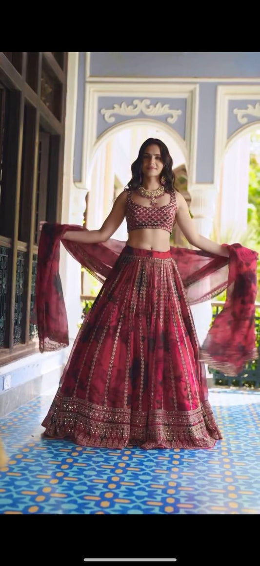 ELEGANT DESIGNER LEHENGA SET