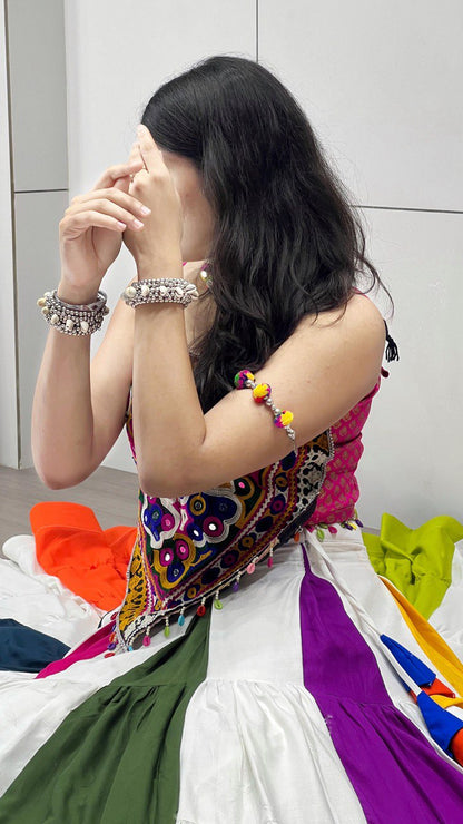 FESTIVE VIBES ALERT! COLOURFUL NAVARATRI CHOLI SET