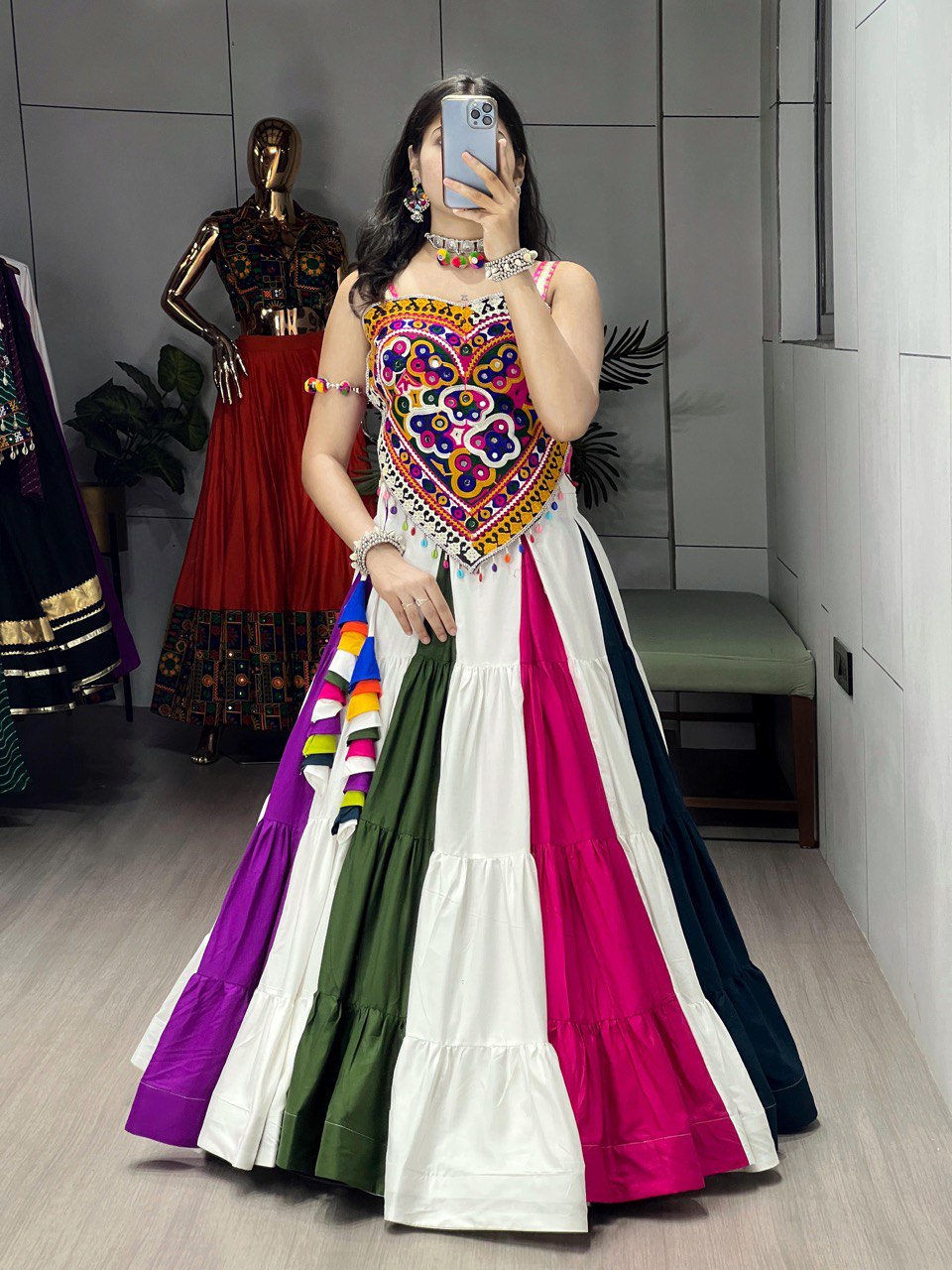 FESTIVE VIBES ALERT! COLOURFUL NAVARATRI CHOLI SET