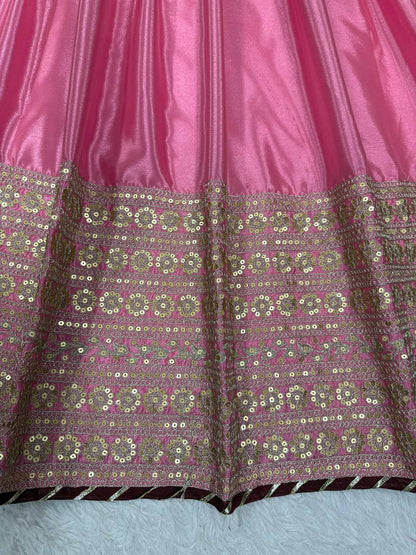 ELEGANT DESIGNER THREE-PIECE SET